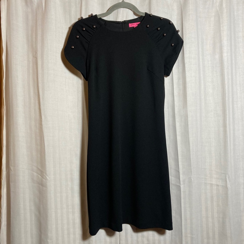 Betsey Johnson Women Black Pearl Stud Cap Sleeve‎ Shift Mini Dress 2 Edgy Classy